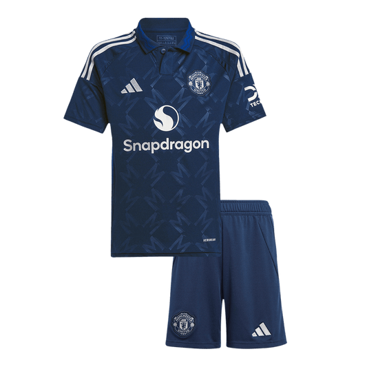 Dziecięcy zestaw wyjazdowy Manchester United (koszulka+spodenki) 2024/25