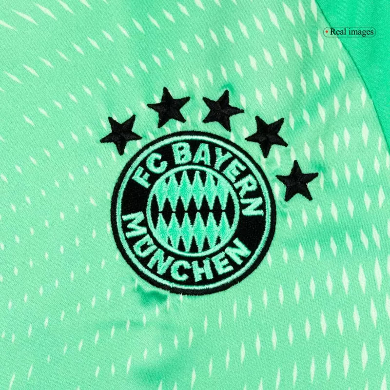 Bayern Munich Goalkeeper Soccer Jersey 2025/26 Green Top Koszulki Pilka Sklep