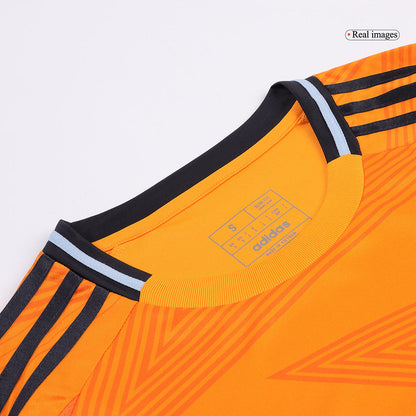 Real Madrid Auswärtstrikot für Herren (Trikot + Shorts + Socken) 2024/25