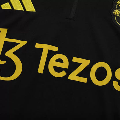 Zestaw Treningowy Dziecięcy Manchester United 1/4 Zip (Kurtka + Spodnie) 2025/26 – Czarny Top Koszulki Pilka Sklep