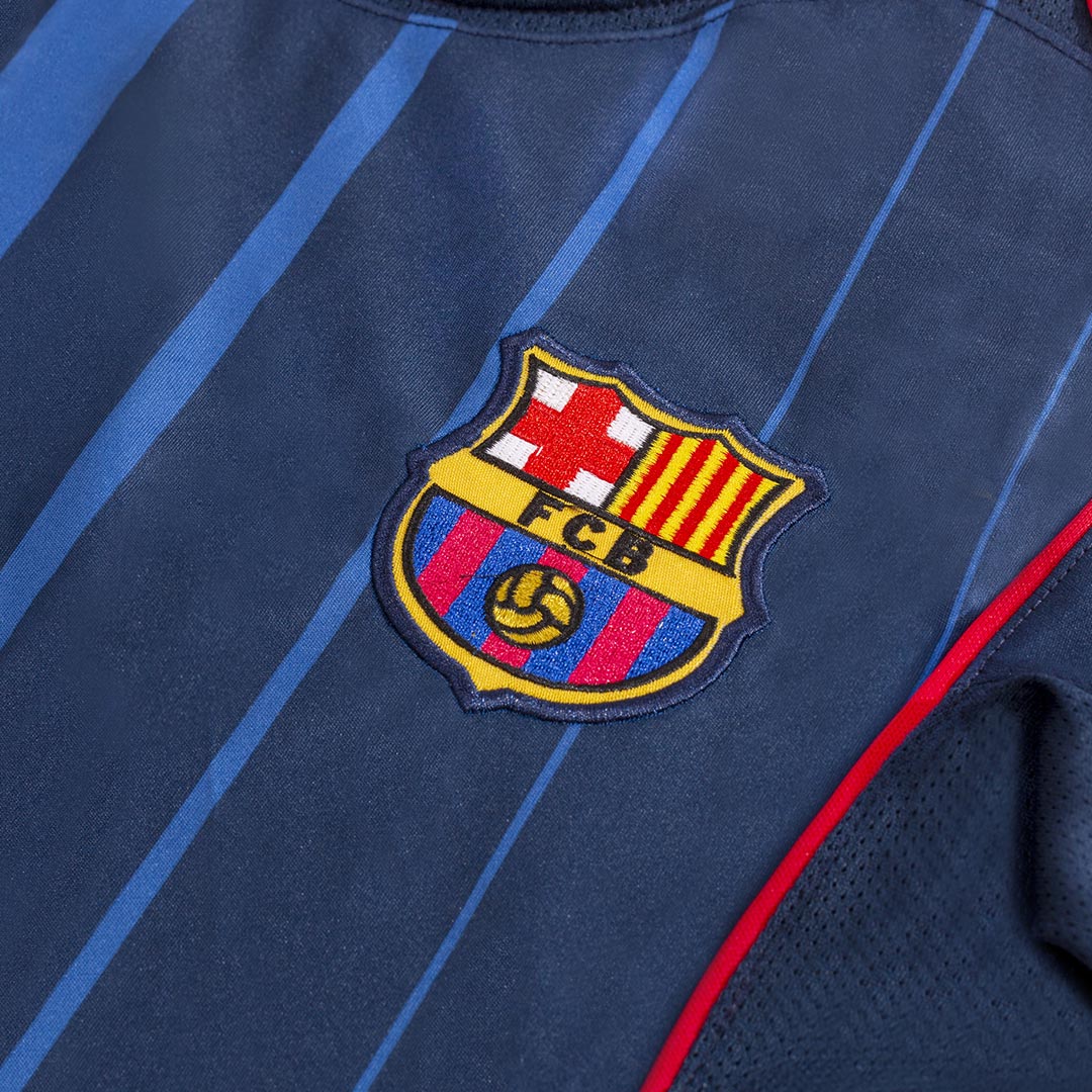 Barcelona Away 04/05 Retro Football Shirt