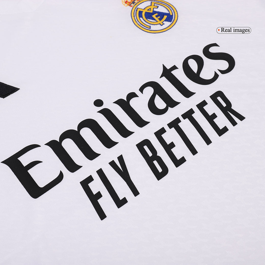 Real Madrid Heimtrikot für Herren (Trikot + Shorts + Socken) 2024/25