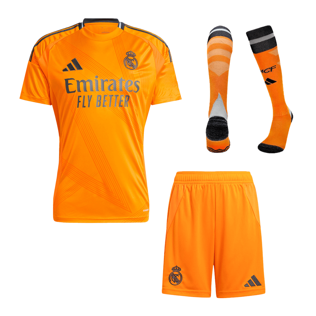 Real Madrid Auswärtstrikot für Herren (Trikot + Shorts + Socken) 2024/25