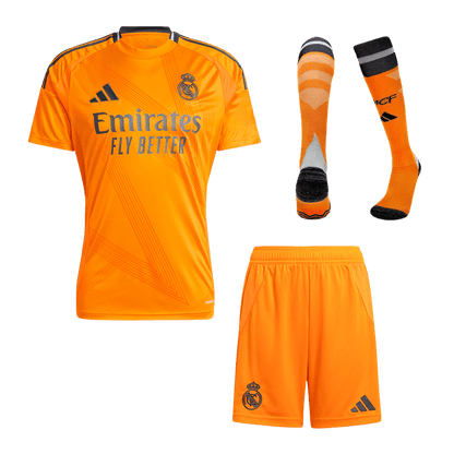 Real Madrid Auswärtstrikot für Herren (Trikot + Shorts + Socken) 2024/25